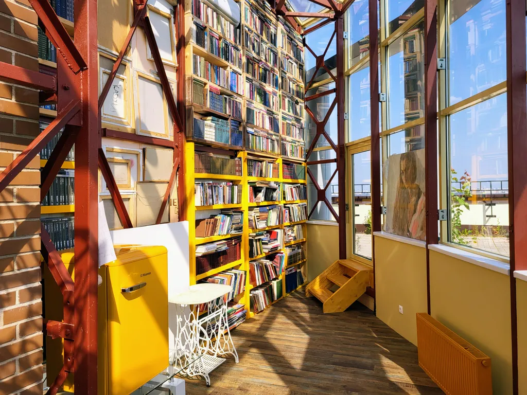 Квартира Квартира Трёхэтажный мезонин над крышами Питера — Санкт-Петербург