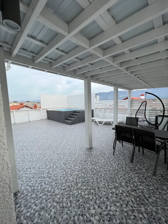 6-комнатный Дом