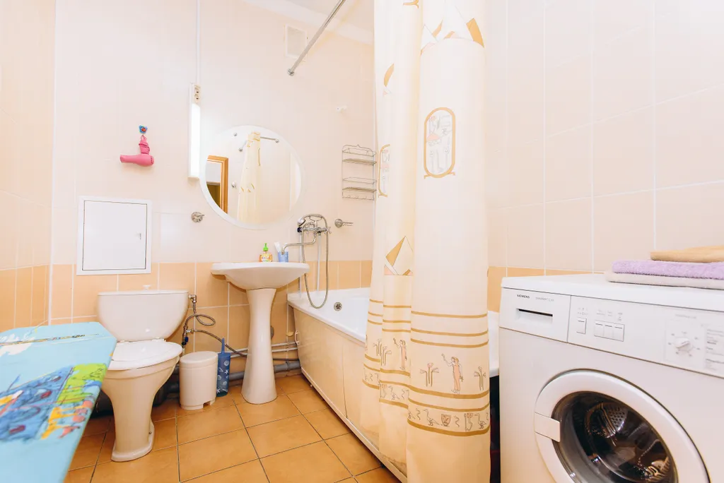 Квартира Квартира Гостевые квартиры "Алеся" Комфорт с двумя спальнями — Екатеринбург