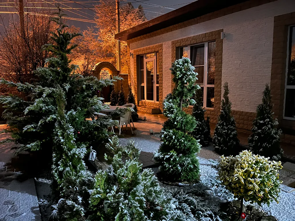 Коттедж 2-комнатный коттедж с бассейном — Кабардинка