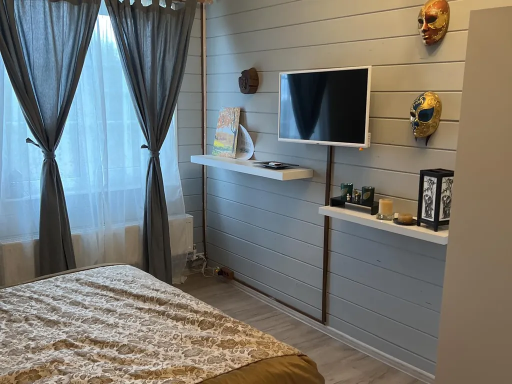 6-комнатный Дом