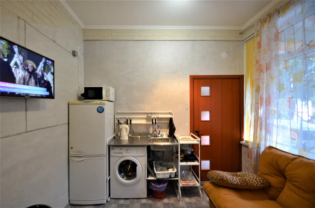 Семейные апартаменты на 4-х в самом центре Ялты у моря, парковка бонус