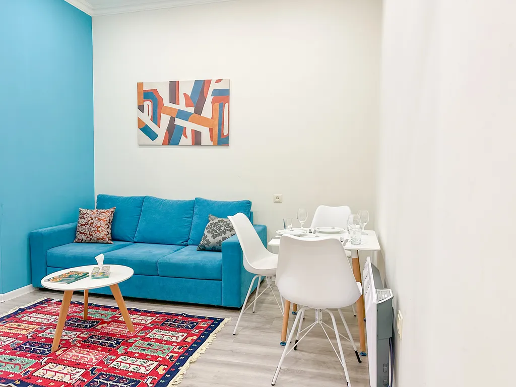 Современная студия в центре