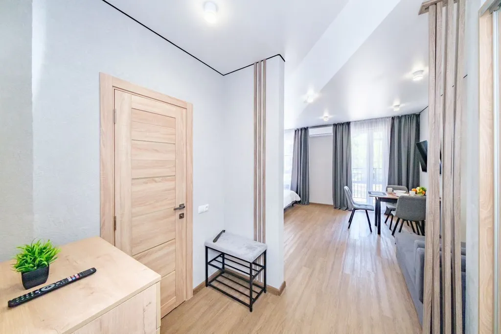 Стильная новая студия с видом на лес