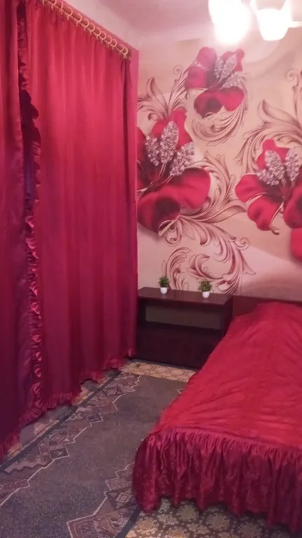 2х комнатное жилье, тихий центр