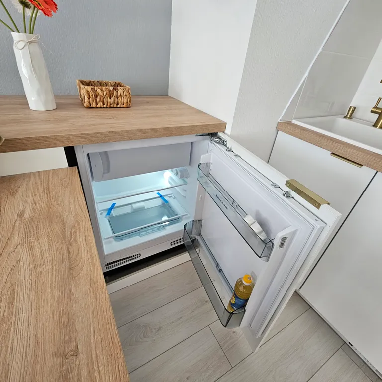 Квартира с видом на березовую рощу