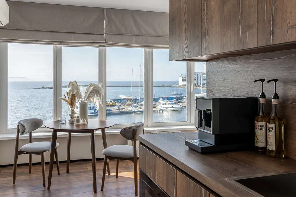 Апартаменты с видом на море by VVO Apartments