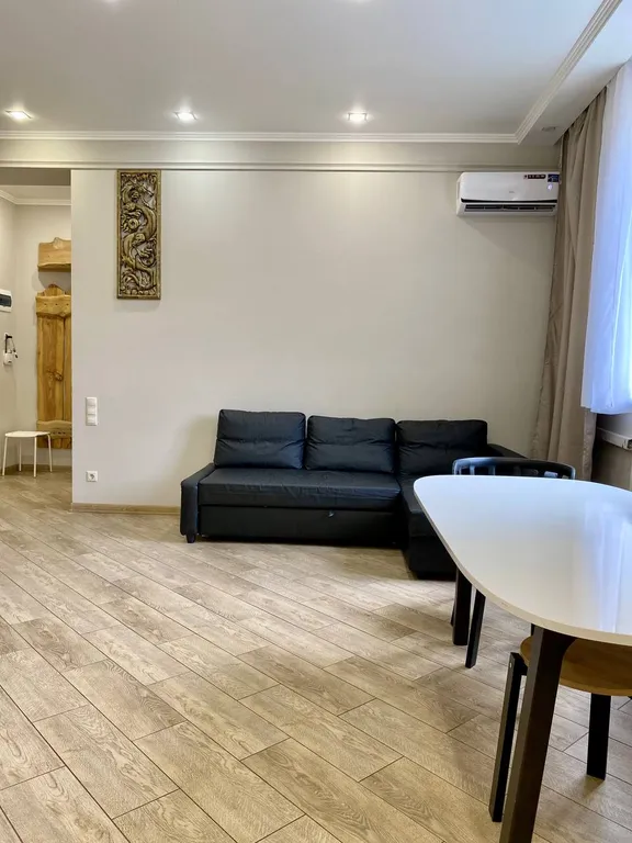 Евродвухкомнатный апартамент с видом на горы