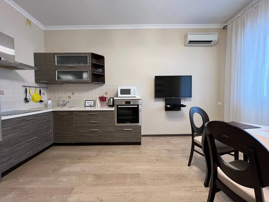 Идеальная просторная трехкомнатная квартира для отдыха — аренда посуточно в Тольятти