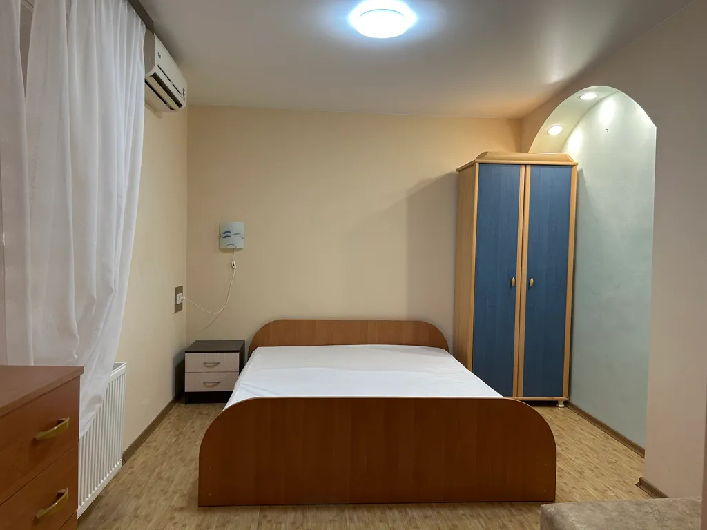 Коттедж Уютная однакомнатная квартира тихий район в частном доме — аренда посуточно в Евпатория