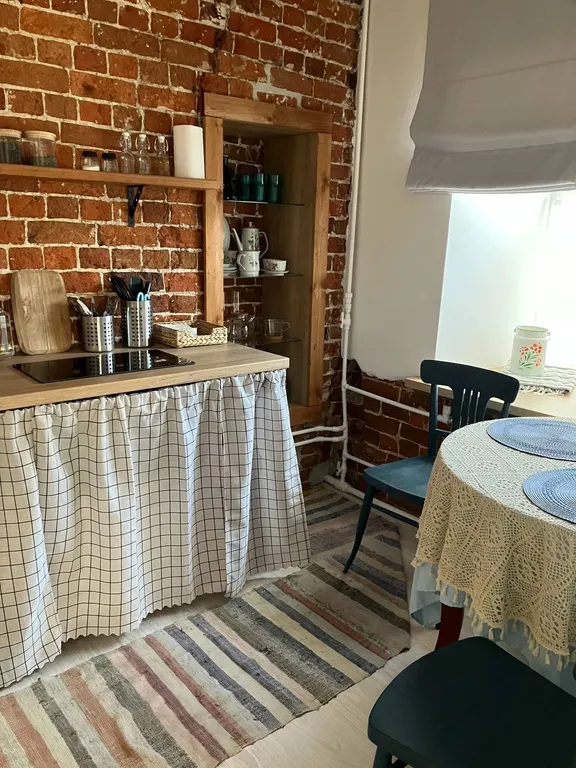 Квартира в бывшем магазине Чаю, сахару и кофе купца Гундобина