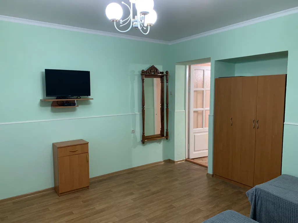 Квартира 1-комнатная Квартира — Евпатория