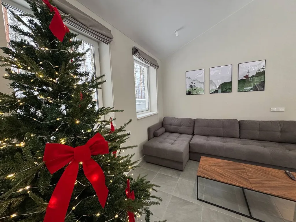 Коттедж Новый Коттедж с видом на лес и в трех минутах от изумрудного карьера — Мга