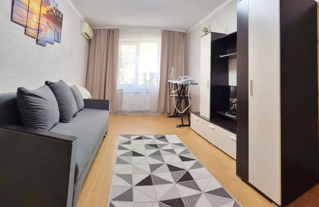 Квартира Уютная трёхкомнатная квартира район парка им. Подубного и Каменки — Ейск