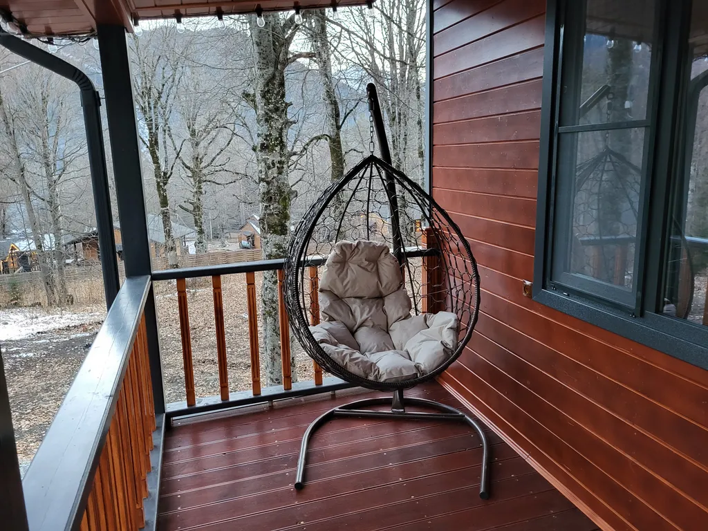 Коттедж с видом на горы (3 спальни)