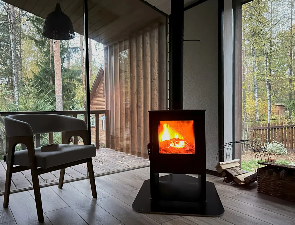 Коттедж Коттедж у озера с камином Сосновый Дом — Орехово