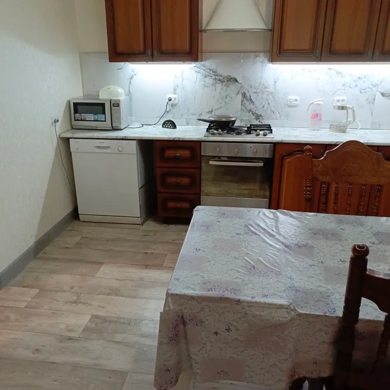 5-комнатный Дом