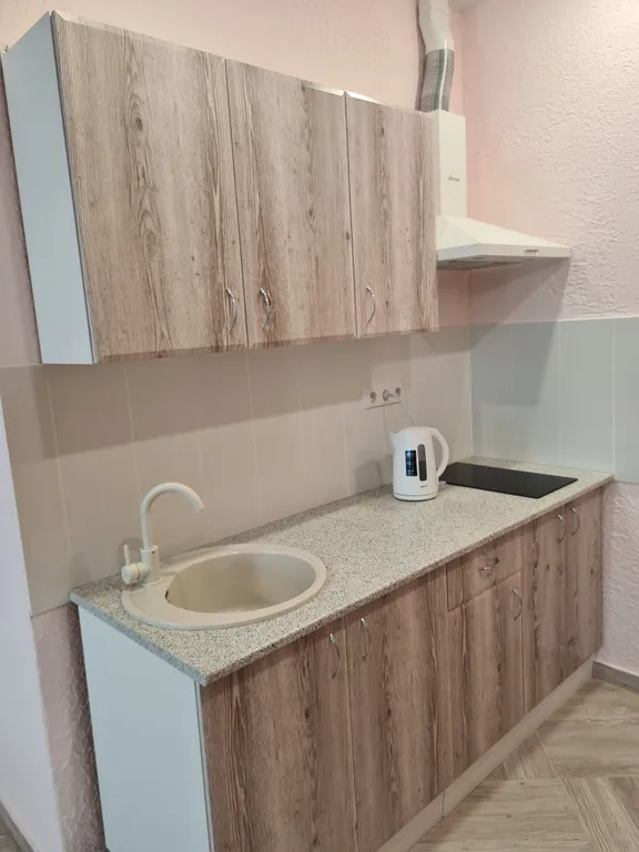 Эллинг на берегу моря