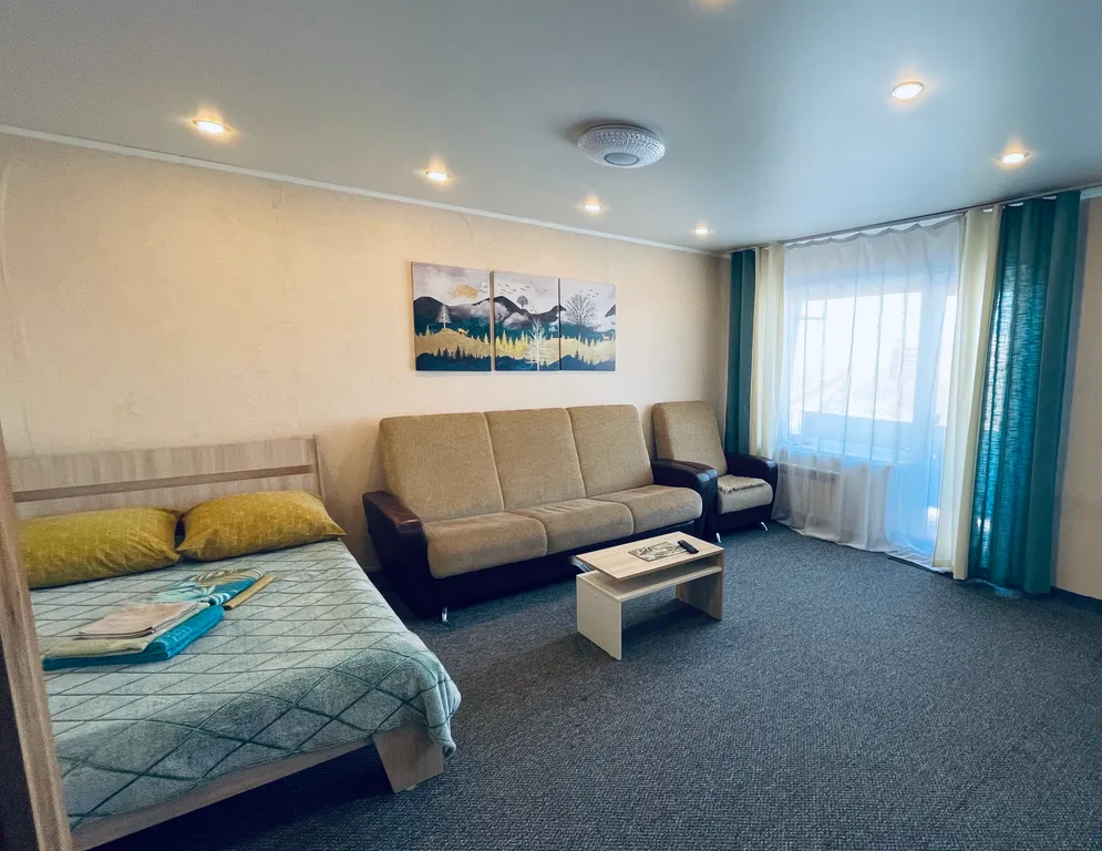 Квартира Студия в центре города — аренда посуточно в Саяногорск