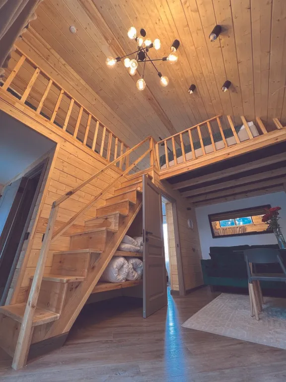 Улучшенный коттедж с видом на горы