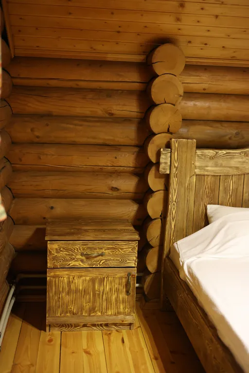 Коттедж с двумя спальнями, русской баней и теплым бассейном