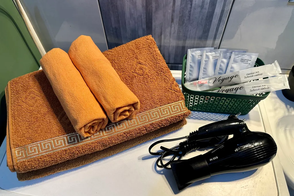 1-ая квартира в Нефтяниках с видом на Иртыш