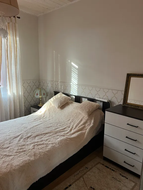 Загородный дом на берегу реки