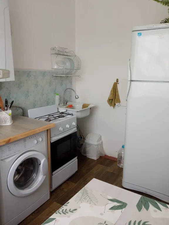 Чистейшая квартира с двумя отдельными кроватями