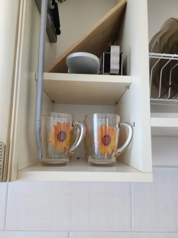 Первый этаж  дома с видом на горы и лес