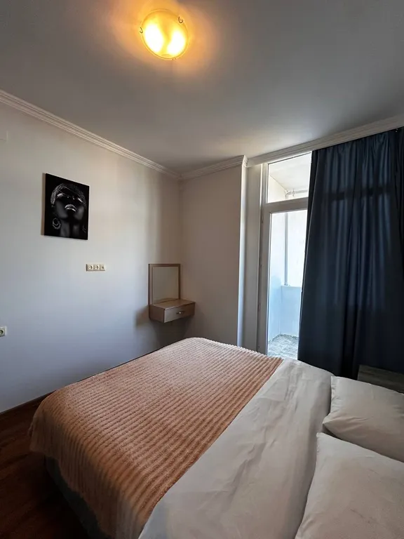 Двухкомнатная квартира с потрясающим видом на море