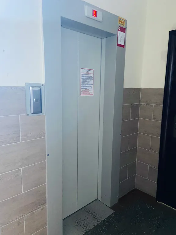 3-комнатная 8-миместная квартира в центре левобережья