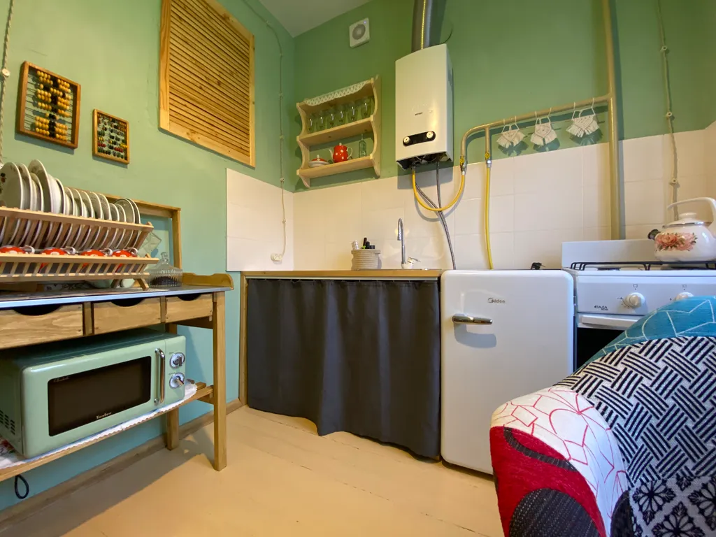 Двухкомнатная квартира Восьмидесятые в самом центре с видом на Волгу