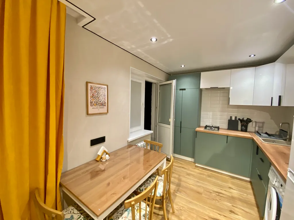 Квартира на набережной центра города