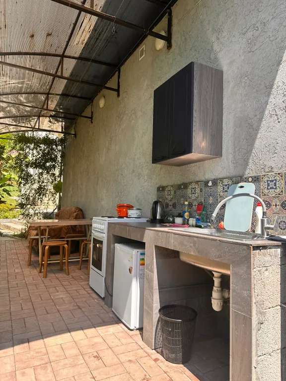 Коттедж Уютный четырёхместный домик — Гагра