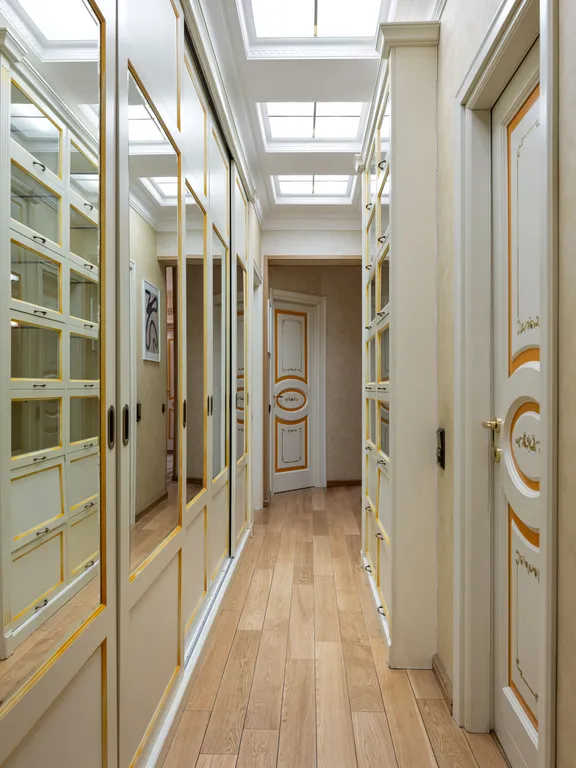 Квартира Модная Четверка с тремя ванными комнатами — Москва