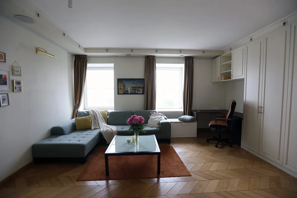 Семейная квартира на набережной