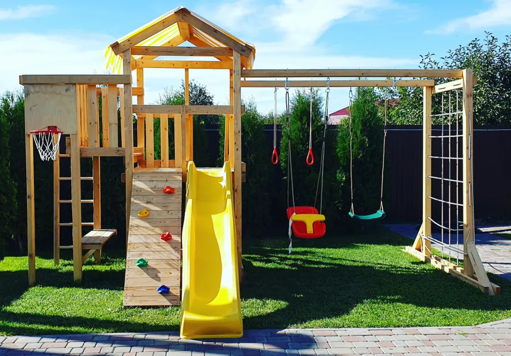 4-комнатный Дом