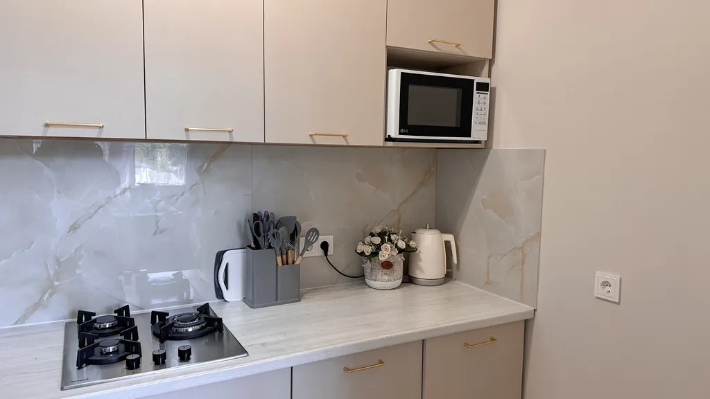 Светлая и просторная квартира в центре города Сухум