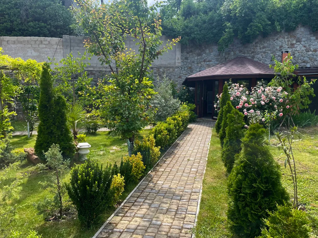 SPA-дом в Ялте. Бассейн круглый год, сауна, 10 соток рая+треккинг.