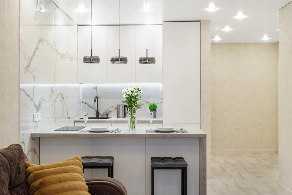 Good Night на Иванова 21