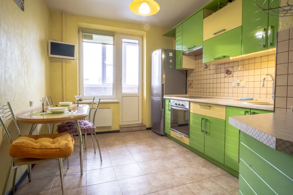 Апартаменты большие двухкомнатные в отличном районе