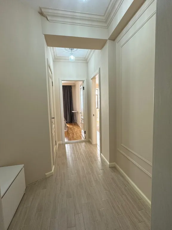 Уютная евродвушка с новым ремонтом на первой береговой линии