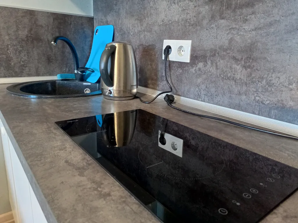 Квартира Уютная квартира-студия с диванчиком у жд вокзала и ТЦ Вавилон — Тверь