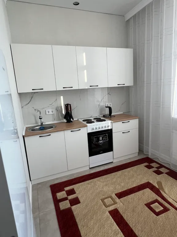 Рядом с посольствами