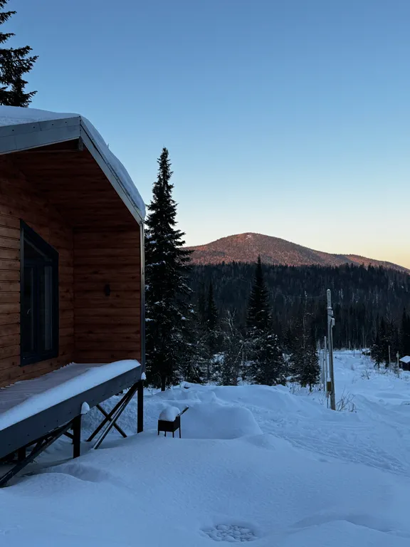 Коттедж Уютный домик с видом на горы — Шерегеш