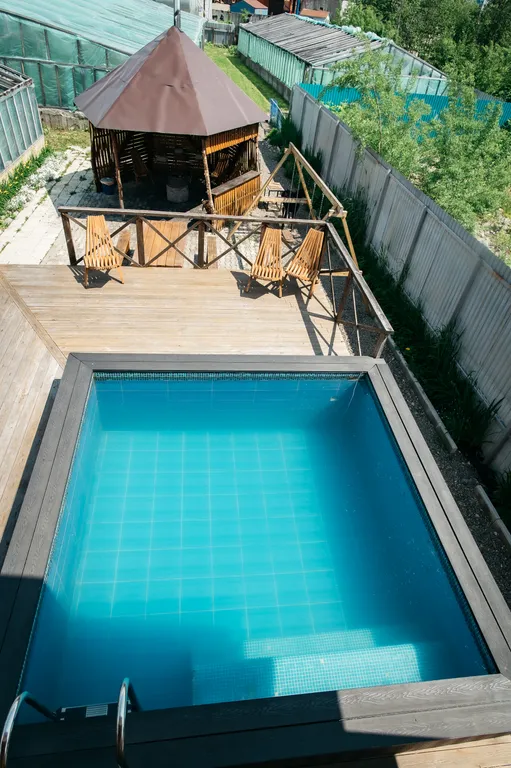 Вилла с бассейном и баней