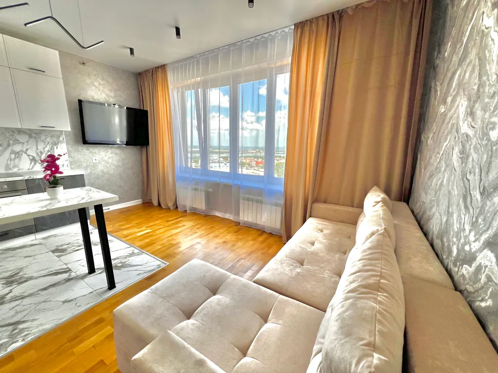 Новая квартира с прекрасными видами в центре города у канатной дороги