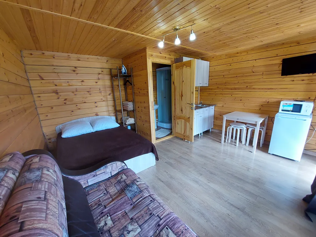 Коттедж Домик-студия с террасой — аренда посуточно в Чемал