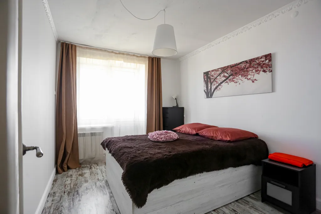 Квартира Апартаменты Flat Inn  Смоленск Высокий этаж с видом на центр — аренда посуточно в Смоленск