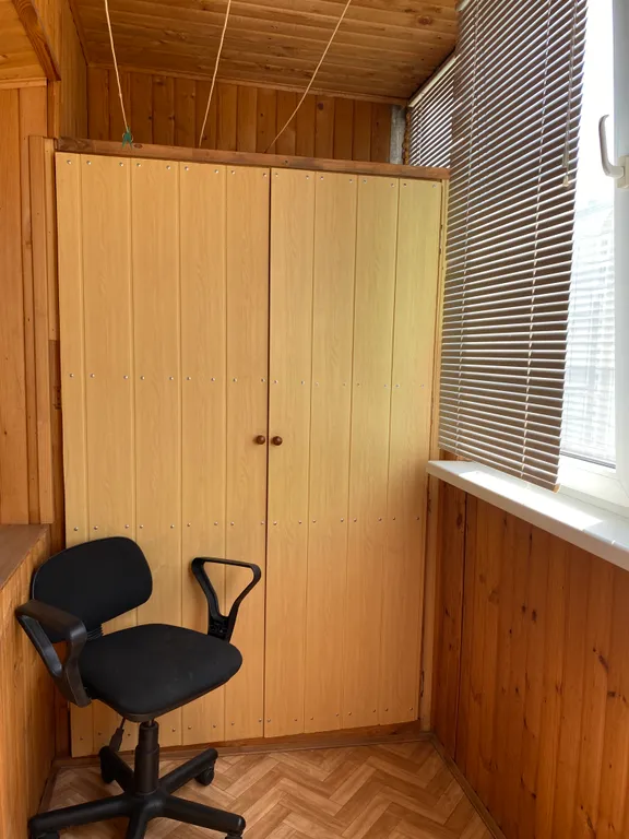 Просторная 2-комнатная квартира в районе Парка Победы (ул. Стаханова)